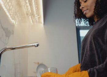 Entupimentos na cozinha: como lidar com gordura acumulada