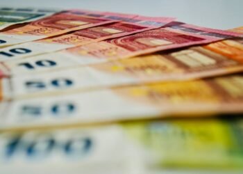 Descubra sua personalidade financeira e conquiste renda online