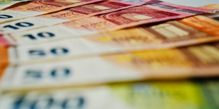 Descubra sua personalidade financeira e conquiste renda online