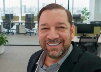 iZeus: Plataforma de RH que Conecta Ponto e Folha com Eficiência, Segurança e Suporte Humanizado