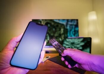 IPTV para a família: organizando telas, perfis e horários em casa