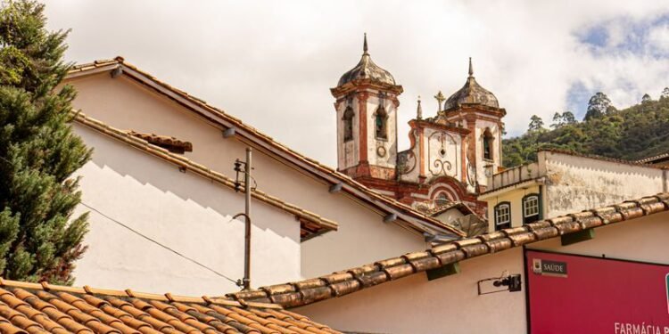 Telhado Colonial RJ: Como Garantir Durabilidade, Segurança e um Acabamento de Qualidade